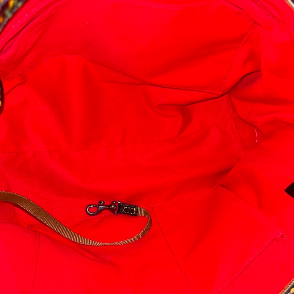 Dooney & Bourke DB75 Multi Large Zip Top Shopper w/Wristlet LIKE NEW - Picture 10 of 16